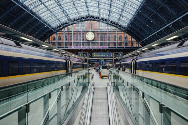Thrust Carbon successfully brings travellers back into policy with behavioural science-backed nudges in air-to-rail case study